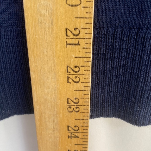 Charter Club Womens XS V-Neck Button Front Cardigan Merino Wool Blend Navy Blue - Picture 12 of 12